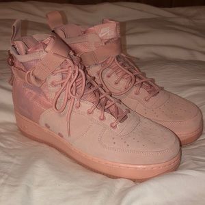 Nike Air Force SF Coral Pink